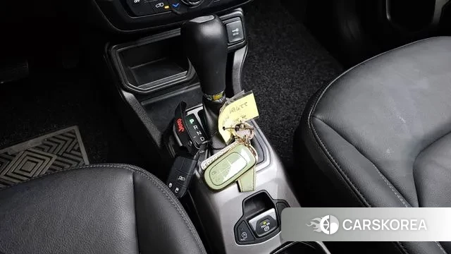 Jeep Renegade id 3180493 из Кореи 19