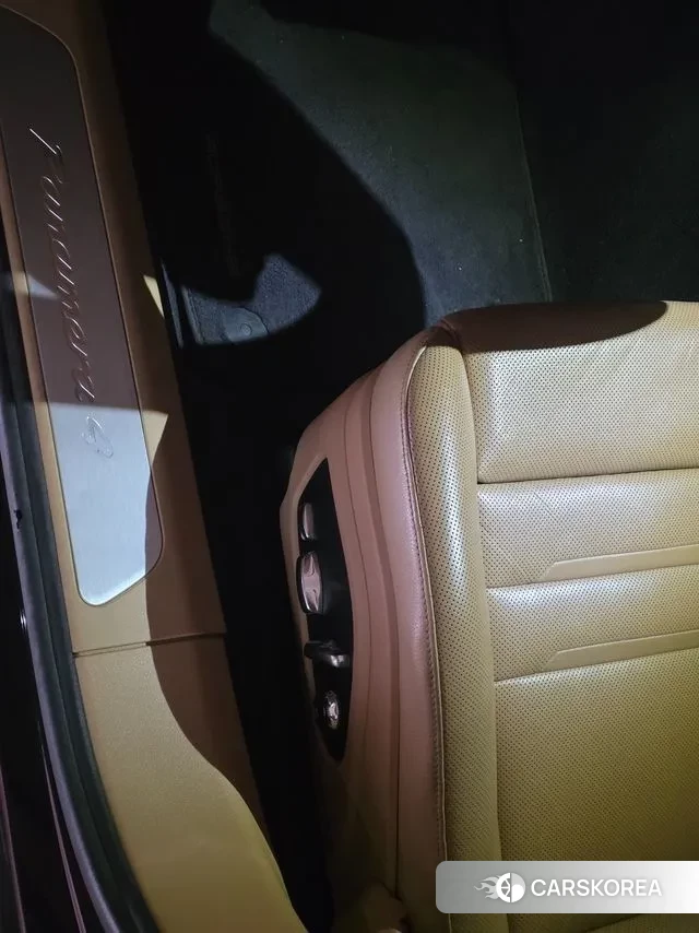Porsche Panamera (971) id 3641542 из Кореи 16