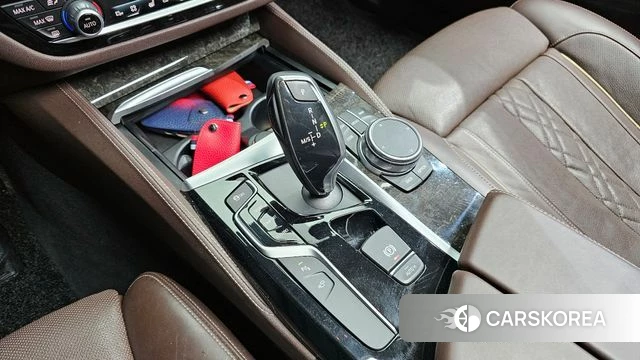 BMW 5 Series (G30) id 3814237 из Кореи 19