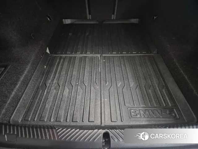 BMW 5 Series (G60) id 3538788 из Кореи 9