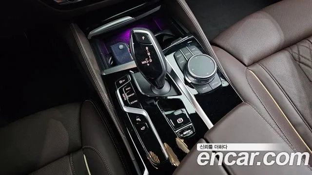 BMW 5 Series (G30) id 2944897 из Кореи 19