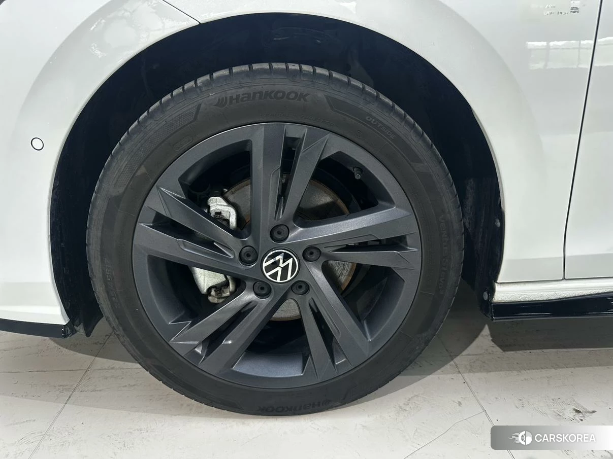 Volkswagen Golf id 4512695 из Китая 28