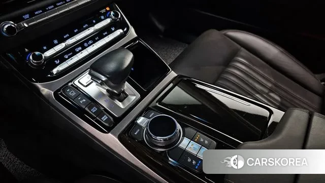 Genesis EQ900 id 2977228 из Кореи 19