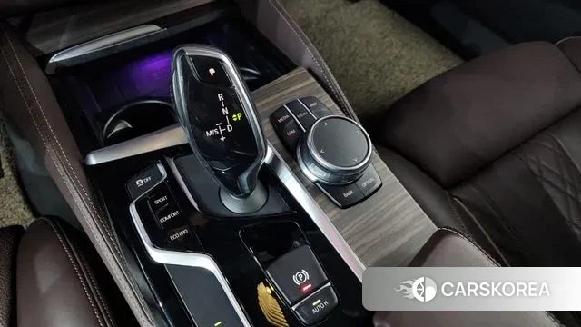 BMW 5 Series (G30) id 3608073 из Кореи 19