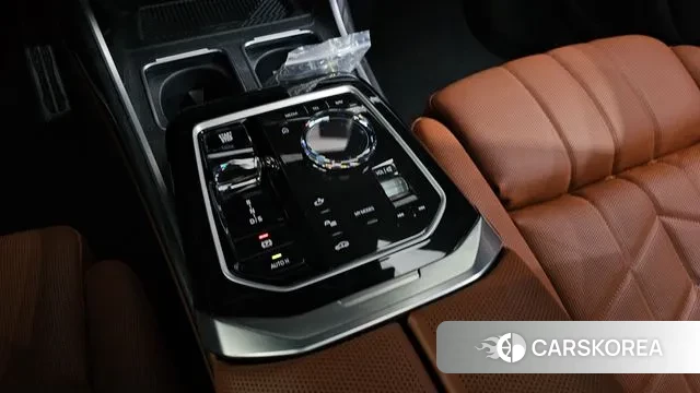 BMW 7 Series (G70) id 3523376 из Кореи 19