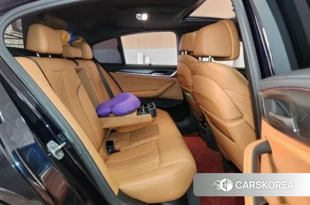 BMW 5 Series (G30) id 3610857 из Кореи 11