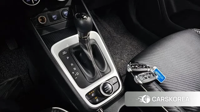 Hyundai Venue id 3525989 из Кореи 19