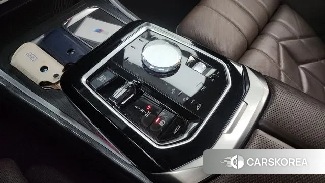 BMW 7 Series (G70) id 3410619 из Кореи 19