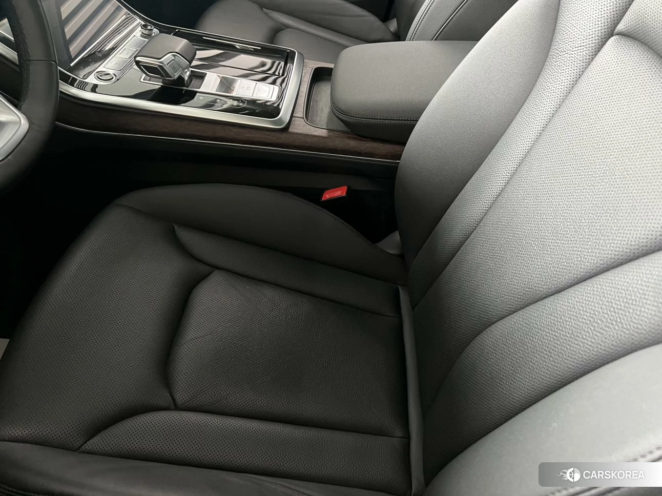 Audi Q7 id 4498712 из Китая 9