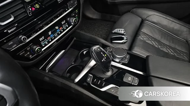 BMW 5 Series (G30) id 3602074 из Кореи 20