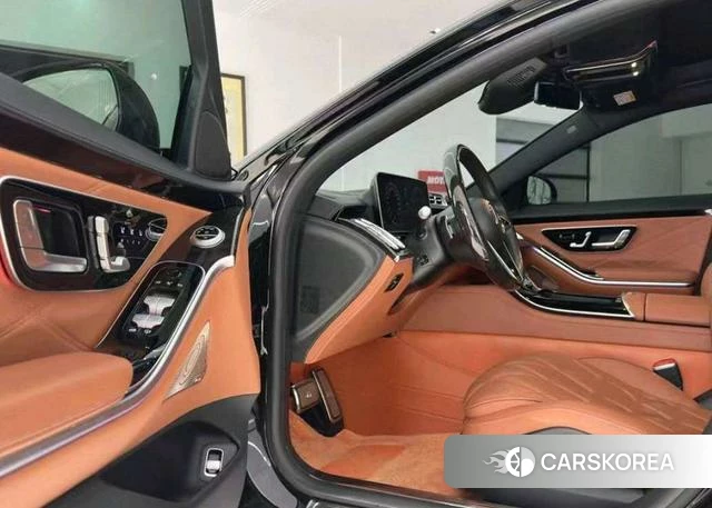 Mercedes-Benz Maybach S-class id 4313381 из Китая 9