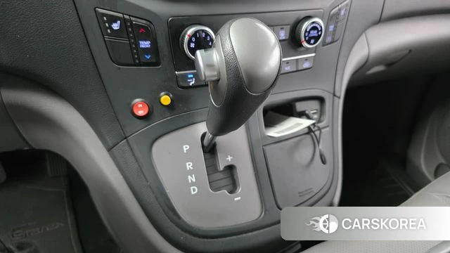 Hyundai The New Grand Starex id 4471438 из Кореи 29