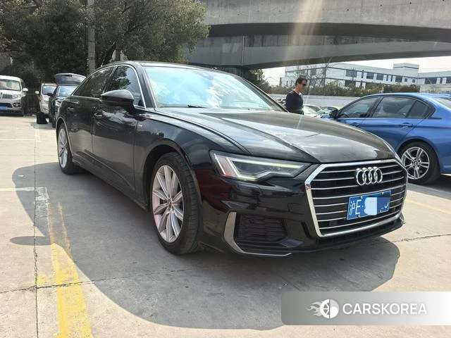 Audi A6L id 4239908 из Китая 9