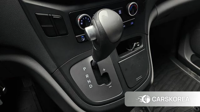 Hyundai The New Grand Starex id 3936804 из Кореи 19