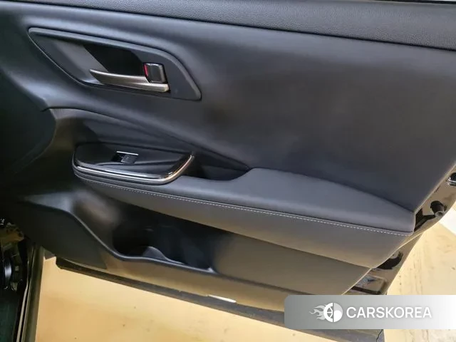 Toyota Crown Crossover id 3447041 из Кореи 11