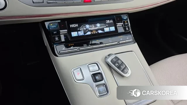 Hyundai The New Grandeur IG id 3487752 из Кореи 19