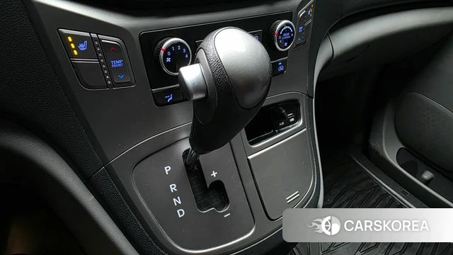 Hyundai The New Grand Starex id 4536147 из Кореи 19