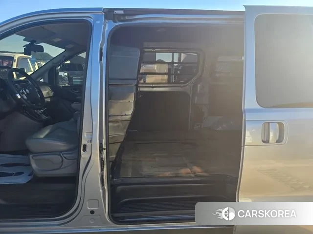 Hyundai The New Grand Starex id 3312675 из Кореи 18