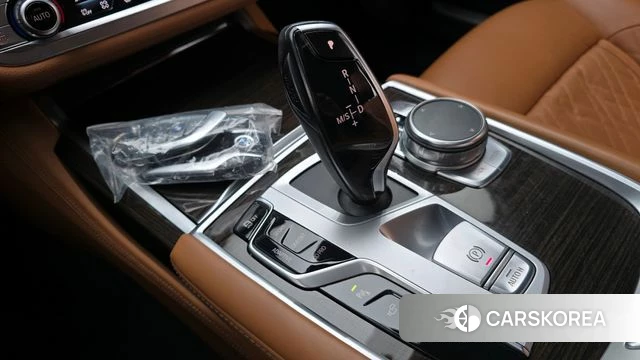 BMW 7 Series (G11) id 3839628 из Кореи 19