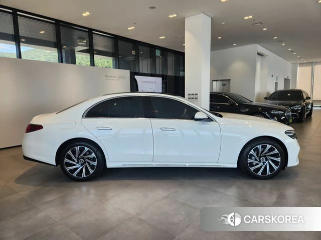Mercedes-Benz E-Class W214 id 4629872 из Кореи 19