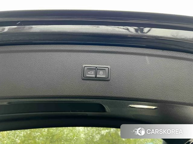Audi Q5L id 4257578 из Китая 25