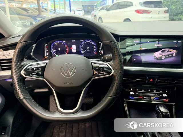 Volkswagen Passat id 4353352 из Китая 16