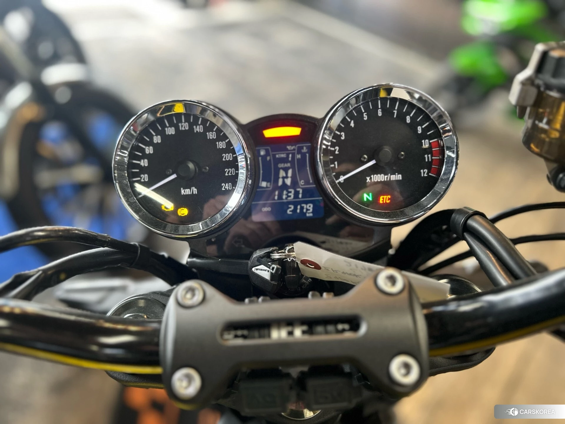 Kawasaki Z900RS id 3950408 из Японии 13