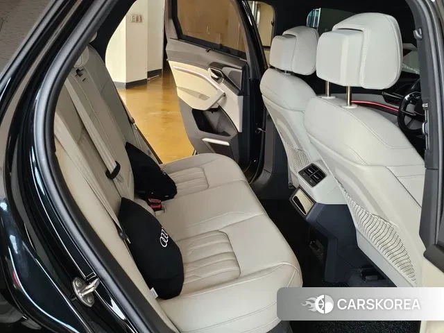 Audi e-Tron id 3629364 из Кореи 19