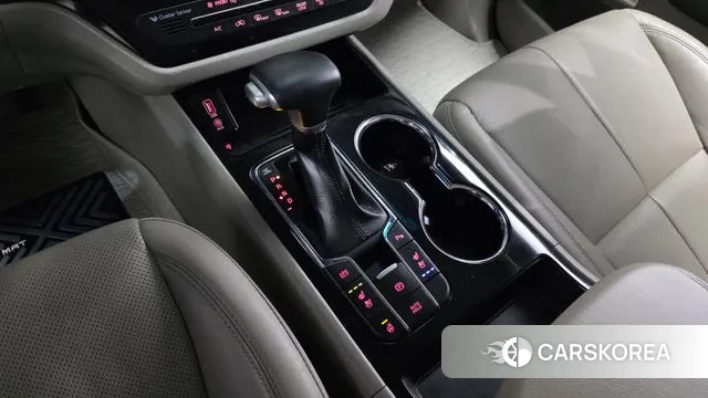 Kia The New Carnival id 3718204 из Кореи 19