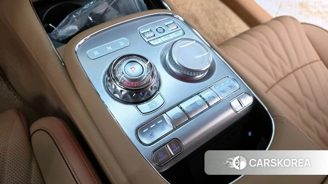 Genesis G90 (RS4) id 4185514 из Кореи 35