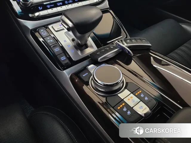 Genesis EQ900 id 3531237 из Кореи 19