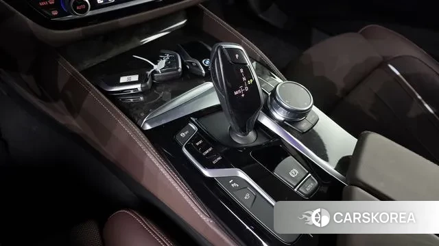 BMW 5 Series (G30) id 3368719 из Кореи 19