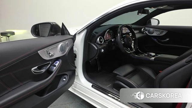 Mercedes-Benz C-Class W205 id 4906994 из Кореи 31