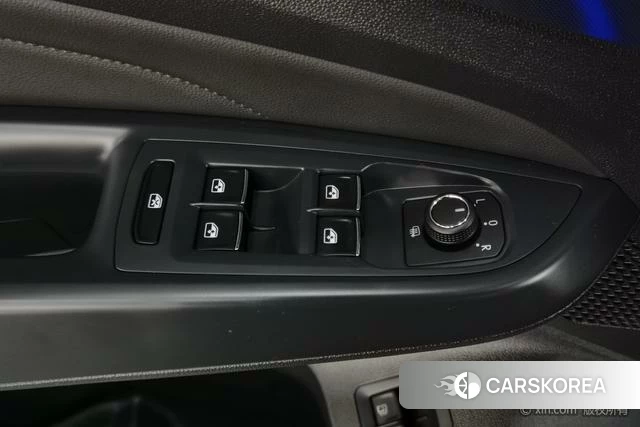 Volkswagen Passat PHEV id 4276227 из Китая 23