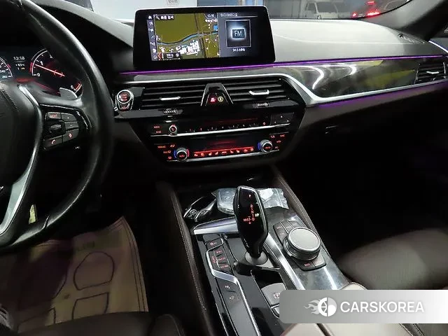 BMW 5 Series (G30) id 3469943 из Кореи 19