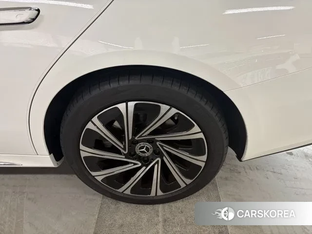 Mercedes-Benz E-Class W214 id 3695278 из Кореи 18