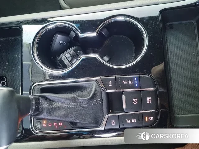 Kia The New Carnival id 3350790 из Кореи 17