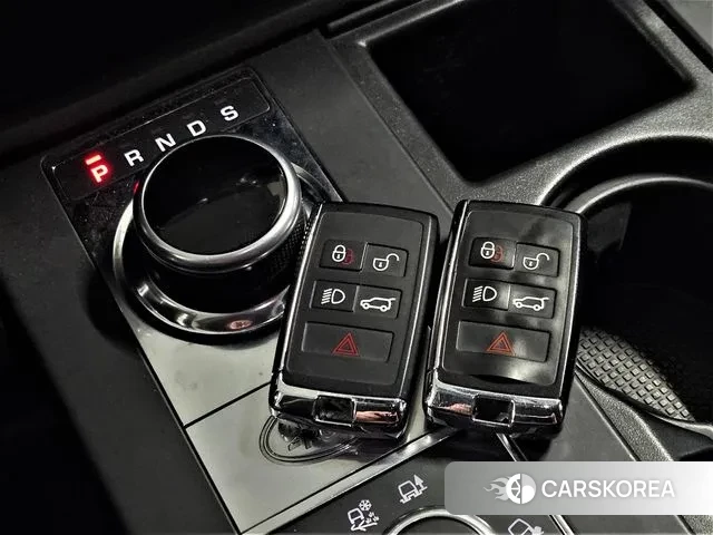 Land Rover Discovery 5 id 3636804 из Кореи 19