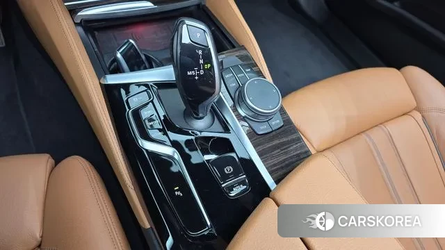 BMW 5 Series (G30) id 2894996 из Кореи 19