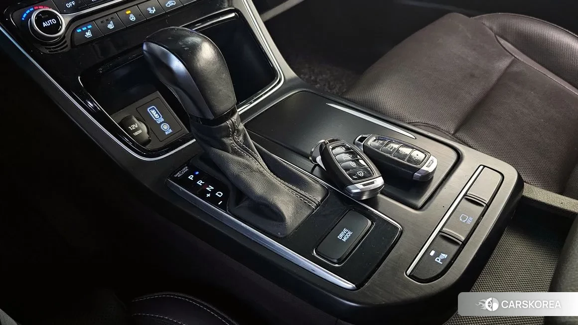 Hyundai Grandeur IG id 1818125 из Кореи 19