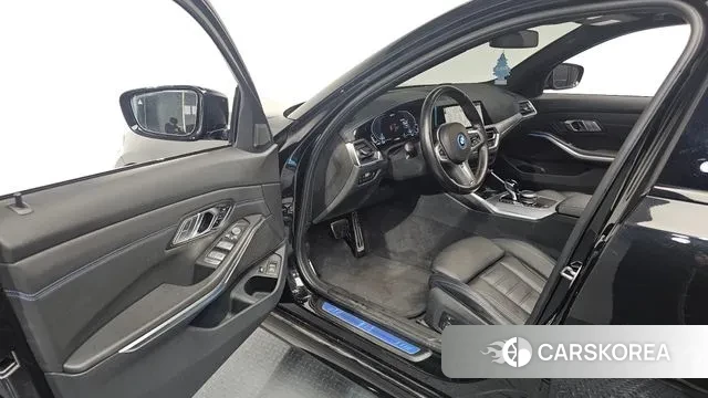 BMW 3 Series (G20) id 3572536 из Кореи 19