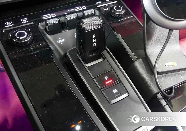 Porsche 911(992) id 4360643 из Кореи 19