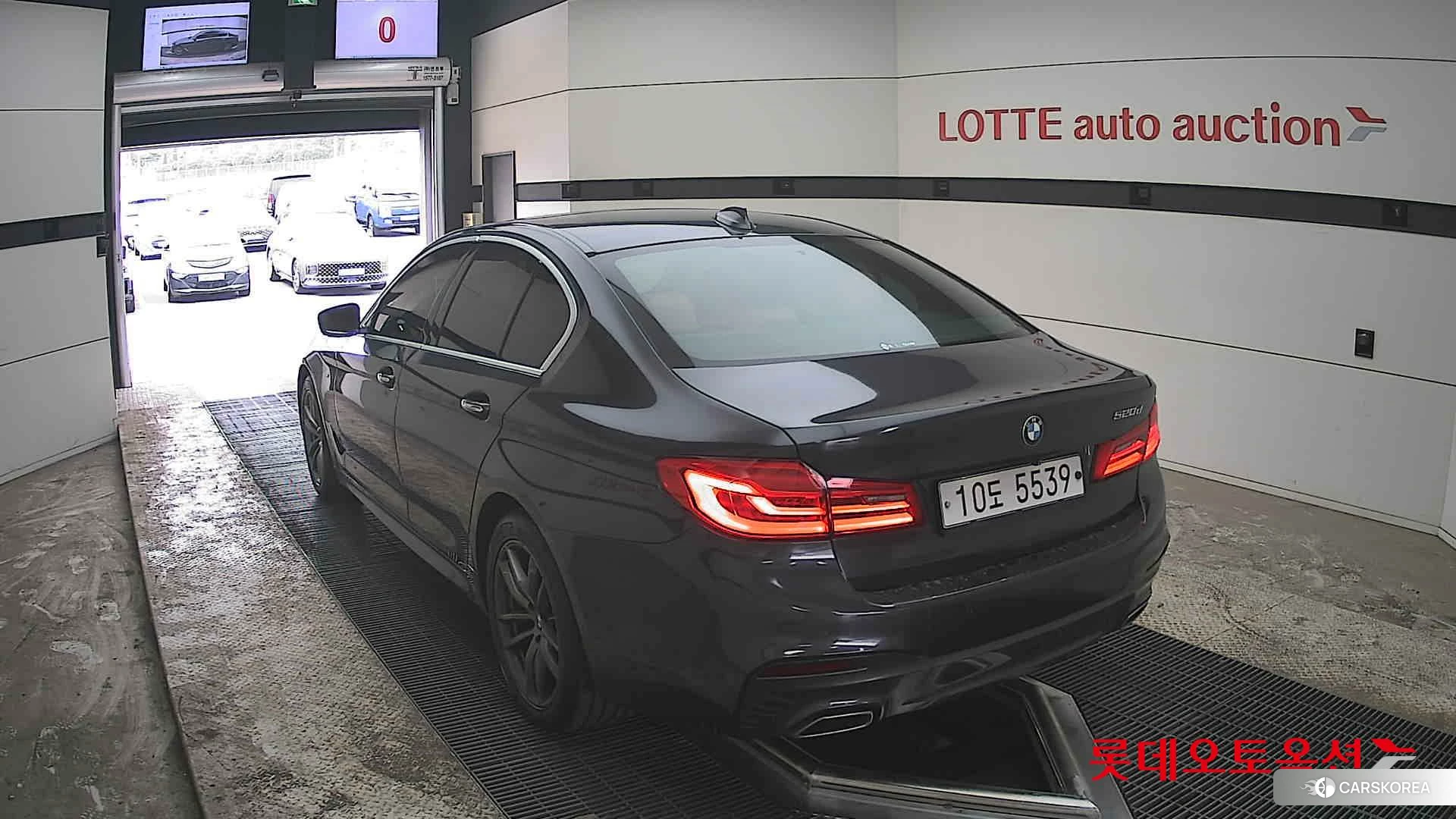 BMW  520d id 3875656 из Кореи 36