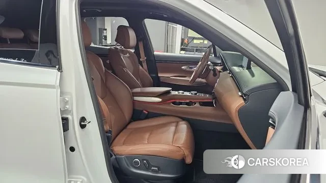 Genesis GV70 id 3513841 из Кореи 19