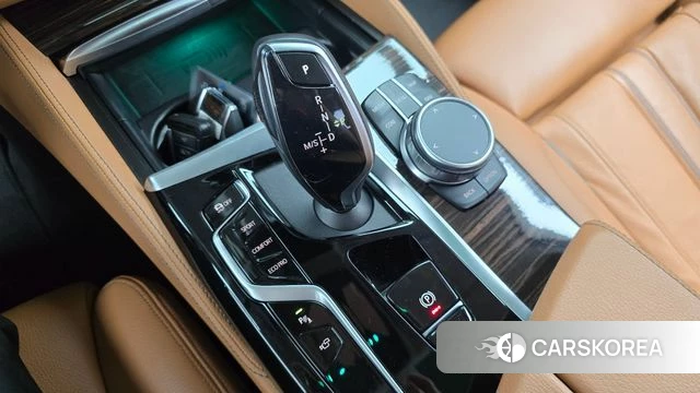 BMW 5 Series (G30) id 4507383 из Кореи 34