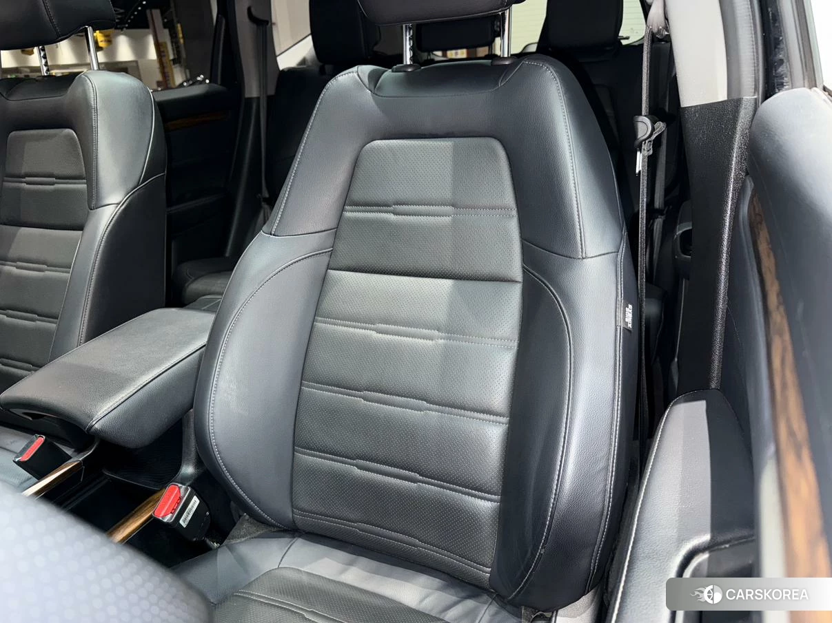 Honda CR-V id 4452896 из Китая 30