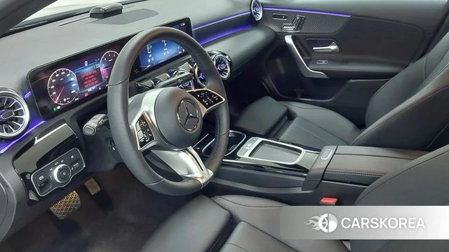 Mercedes-Benz A-Class W177 id 4279906 из Кореи 16