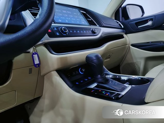 Toyota Highlander id 4207837 из Китая 19