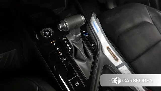 Kia Di Ol Nu Niro id 3639483 из Кореи 19