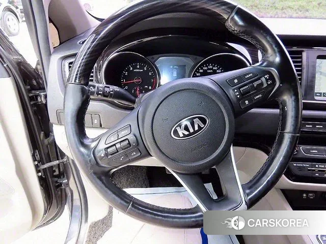 Kia The New Carnival id 2971171 из Кореи 19